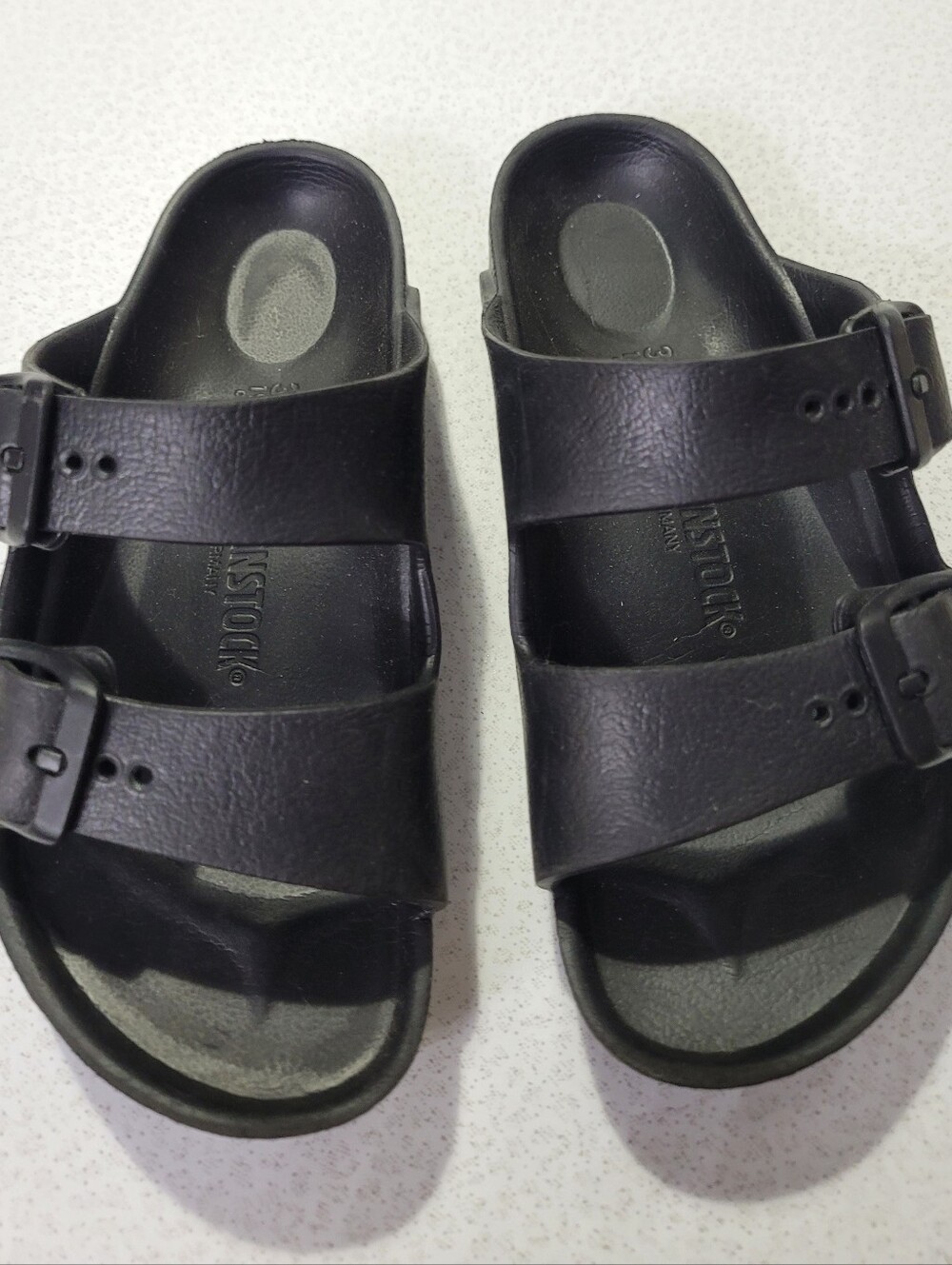 Birkenstock Kids 30/C12 Black Toddler Sandals like new